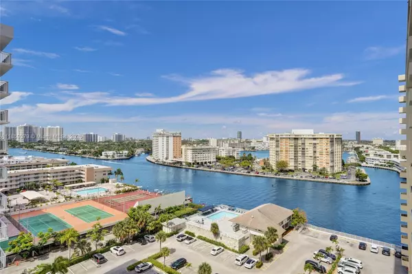 Hallandale Beach, FL 33009,1833 S Ocean Dr #1402
