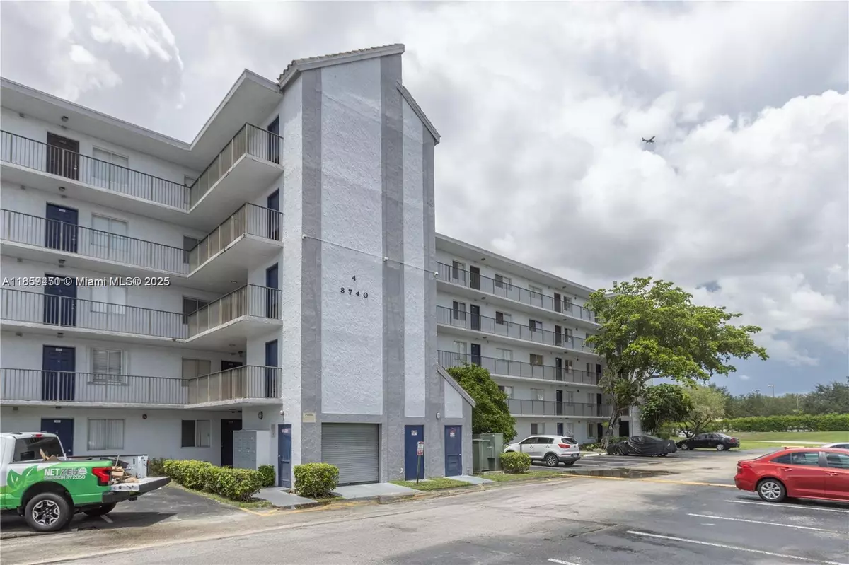 Miramar, FL 33025,8740 N Sherman Cir #408