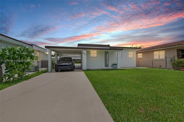 2811 SW 65th Ave, Miami, FL 33155