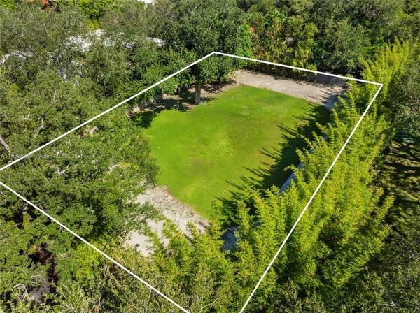 3887 Little Ave, Miami, FL 33133