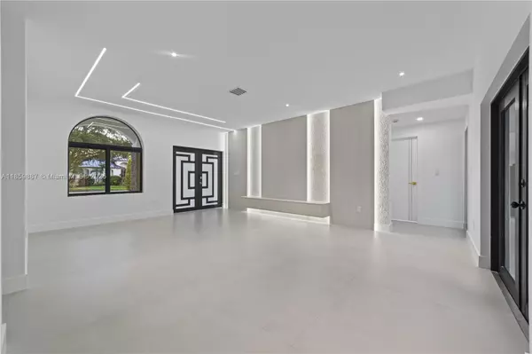 Miami, FL 33196,14514 SW 161st Ct