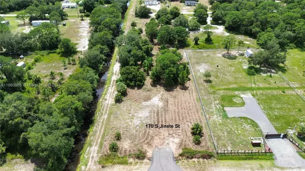 Clewiston, FL 33440,175 S Isora St