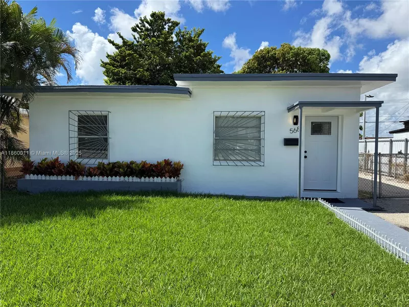 568 E 49th St, Hialeah, FL 33013