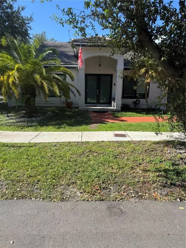 8848 NW 188th St, Hialeah, FL 33018