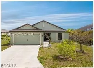 747 CENTER LAKE ST, Other, FL 33974