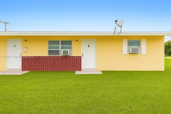 821 SW 7th Ave, Hallandale Beach, FL 33009