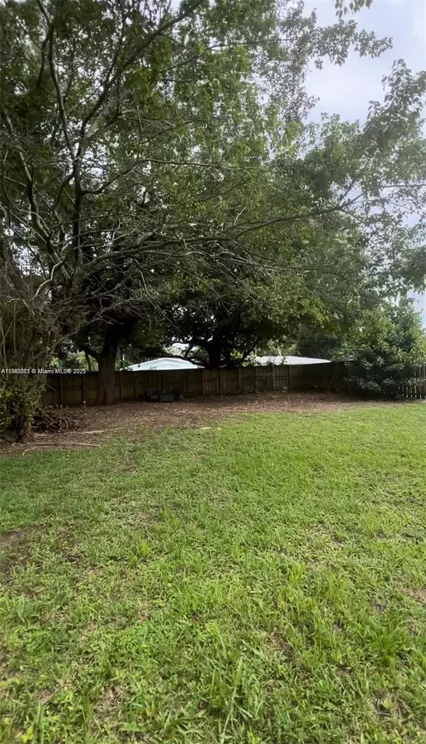 Fort Lauderdale, FL 33312,16 Sw Ave