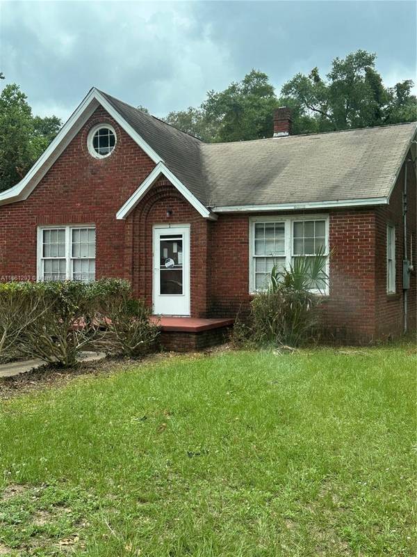 123 N M st., Other City - In The State Of Florida, FL 32502