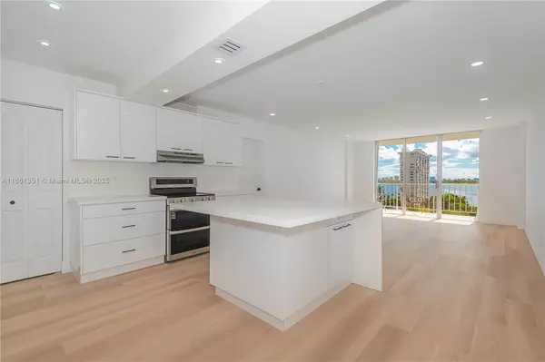 11111 Biscayne Blvd #1125, Miami, FL 33181