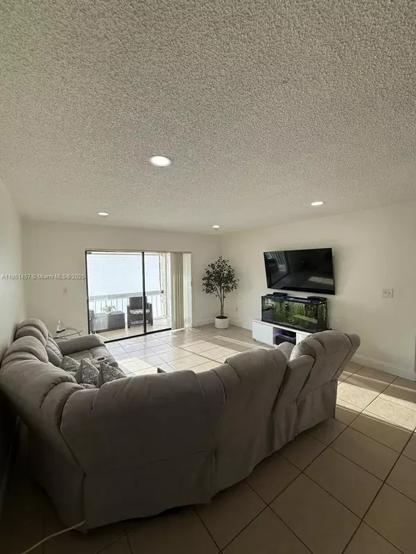 Miami, FL 33183,13785 SW 66th St #233C