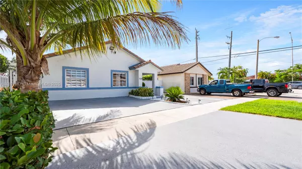 Hialeah, FL 33018,7578 W 30th Ln