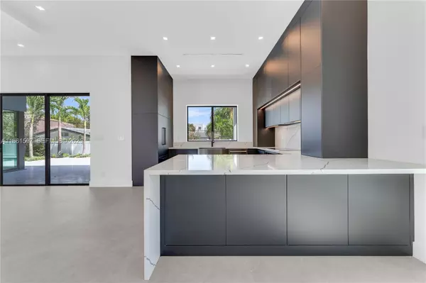 Pompano Beach, FL 33062,3205 Leigh Rd