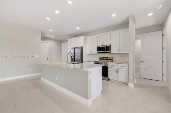 La Belle, FL 33935,5028 N Peachtree CIR