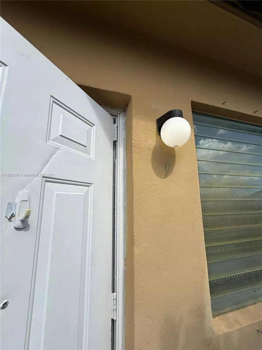 Opa-locka, FL 33054,361 Sharar Ave #1