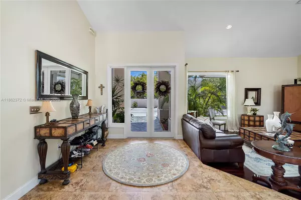 Palmetto Bay, FL 33157,17640 Old Cutler Rd