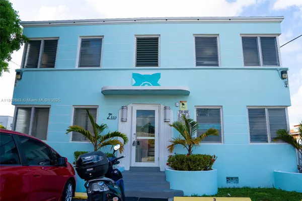 855 SW 7th St #8, Miami, FL 33130