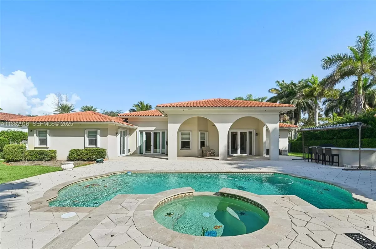 Palmetto Bay, FL 33157,8100 SW 179th St