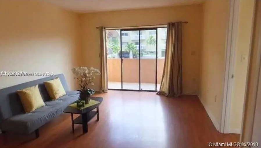 North Miami Beach, FL 33160,3582 NE 171st St #203