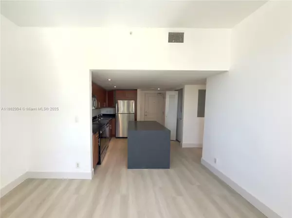 Miami, FL 33131,111 E Flagler St #805