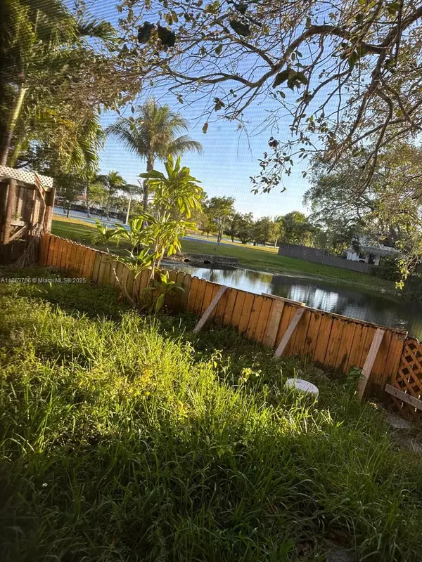 Miami, FL 33173,11208 SW 67th Ter