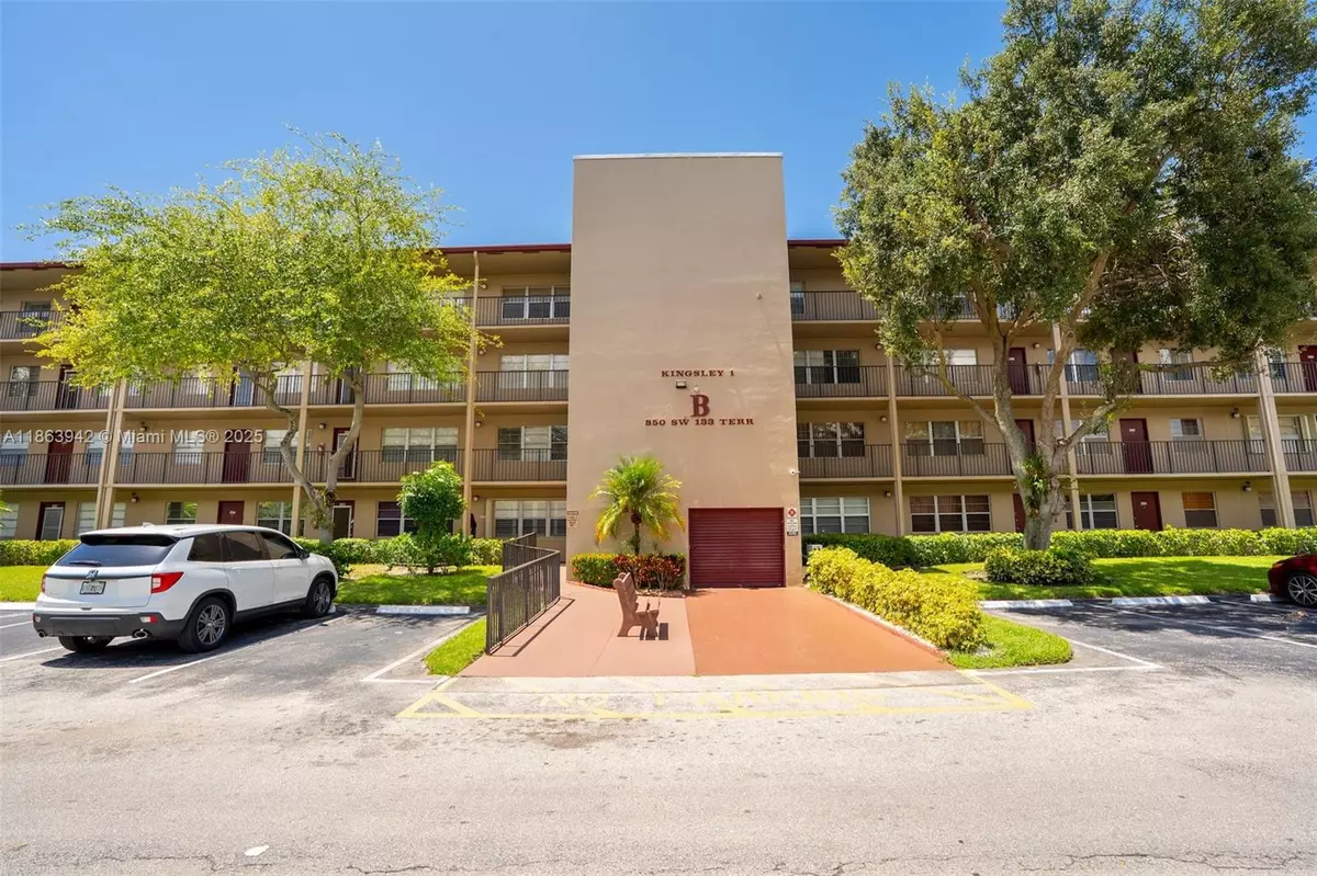 Pembroke Pines, FL 33027,850 SW 133rd Ter #312B