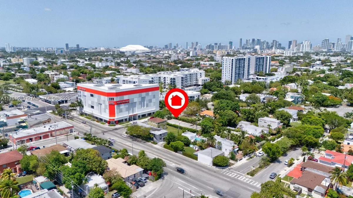 Miami, FL 33135,2174 SW 9th St