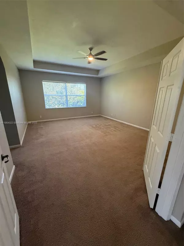 Boynton Beach, FL 33436,1061 Grove Park Cir