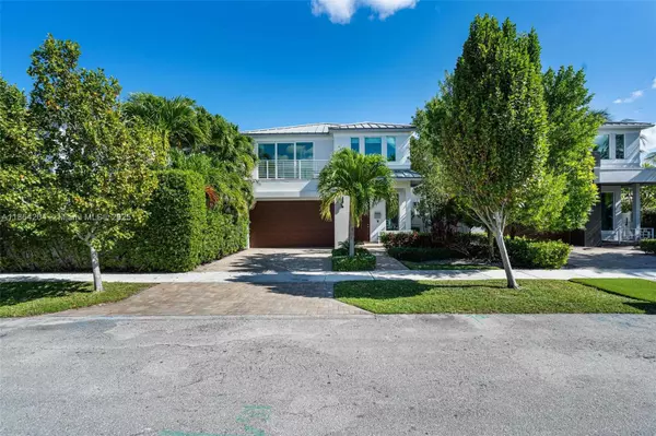 2516 NE 32nd Ave, Fort Lauderdale, FL 33305