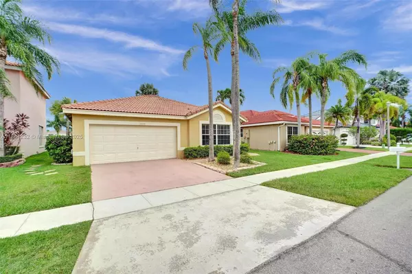 Miramar, FL 33029,18034 SW 20th St #N/A