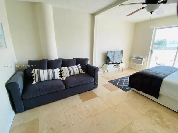 North Bay Village, FL 33141,7904 West Dr #110
