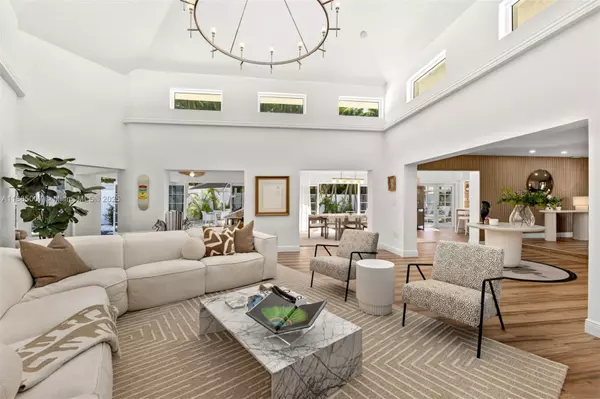 Key Biscayne, FL 33149,200 W Mcintyre St