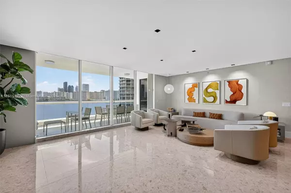 Aventura, FL 33160,6000 Island Blvd #707