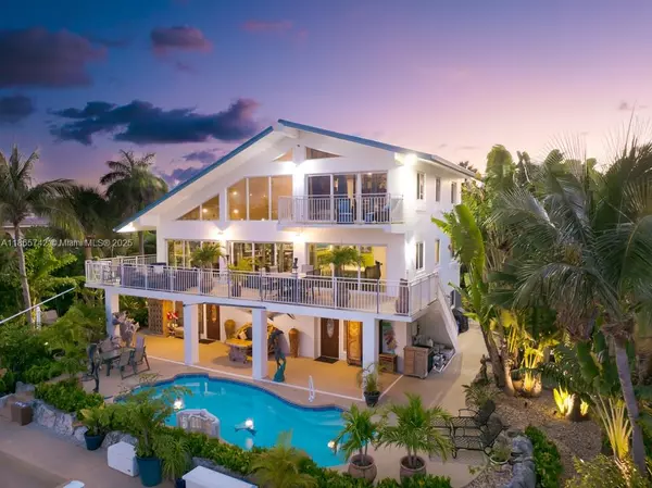 14 Avenue F, FL 33050