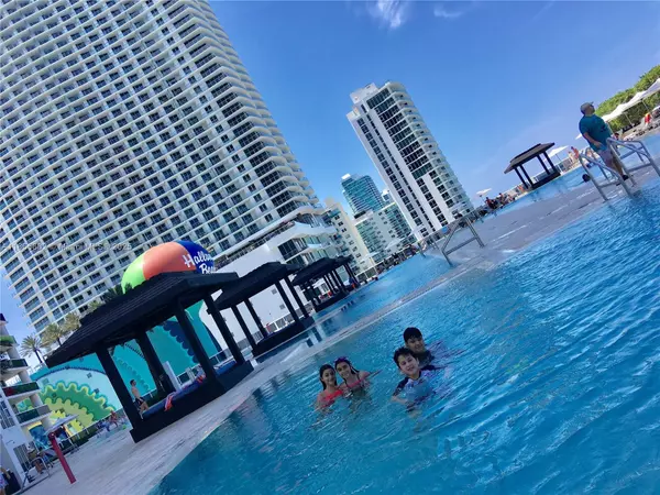 1830 S Ocean Dr #4407, Hallandale Beach, FL 33009