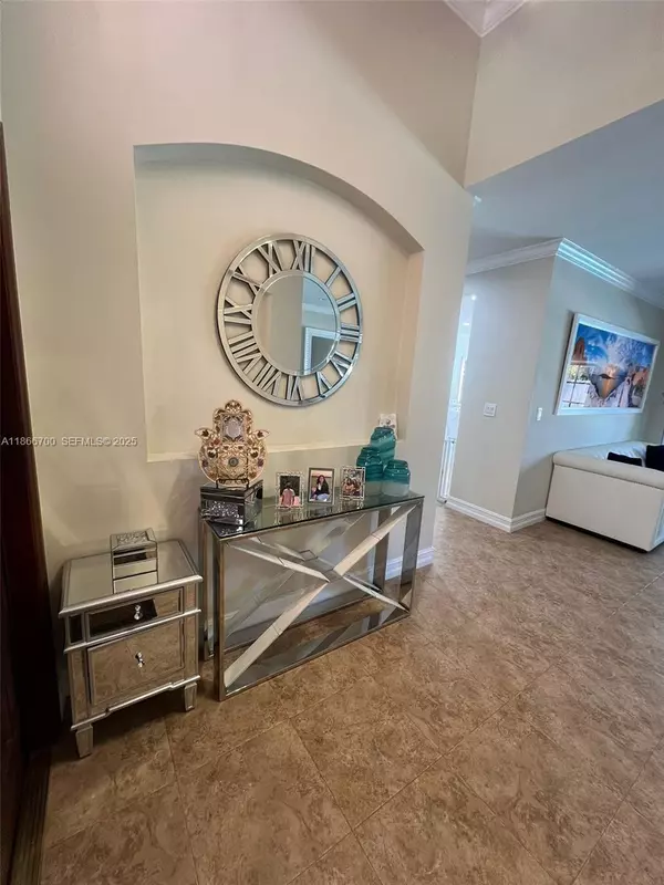 Miami, FL 33182,12365 NW 6th St