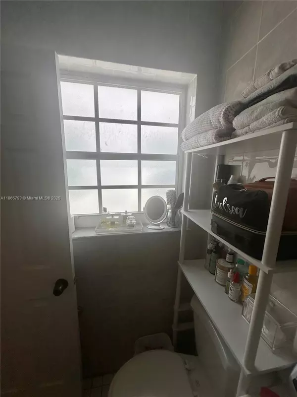 Miami Beach, FL 33141,330 74th St #16