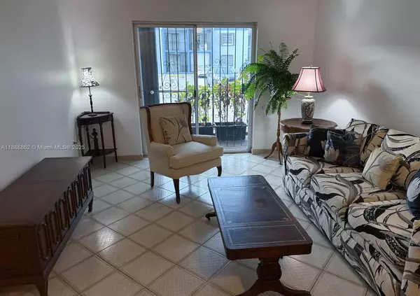 Miami, FL 33135,160 SW 30th Ave #109A