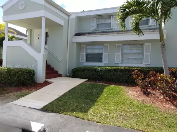 Homestead, FL 33035,2514 SE 20th Pl #201-B