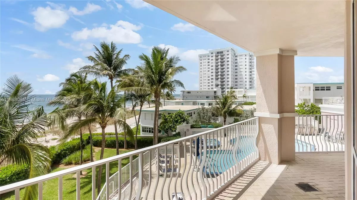 Lauderdale By The Sea, FL 33062,1460 S Ocean Blvd #304