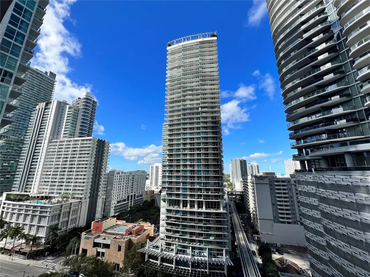 Miami, FL 33131,1050 Brickell Ave #1514