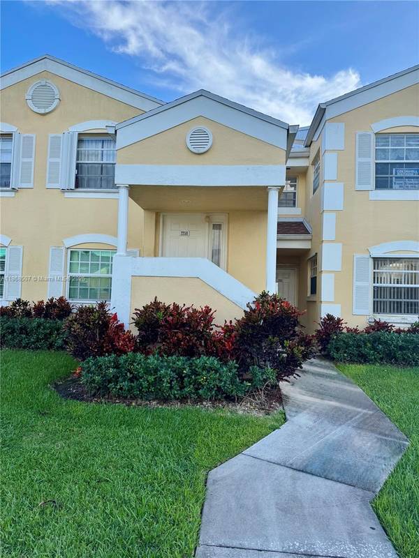 2258 SE 27th Dr #203-E, Homestead, FL 33035