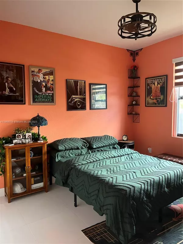 Miami, FL 33177,19410 SW 124th Ct