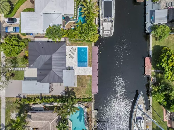 Fort Lauderdale, FL 33315,1004 Guava Isle