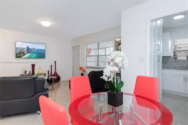 Hollywood, FL 33021,5300 Washington St #B221