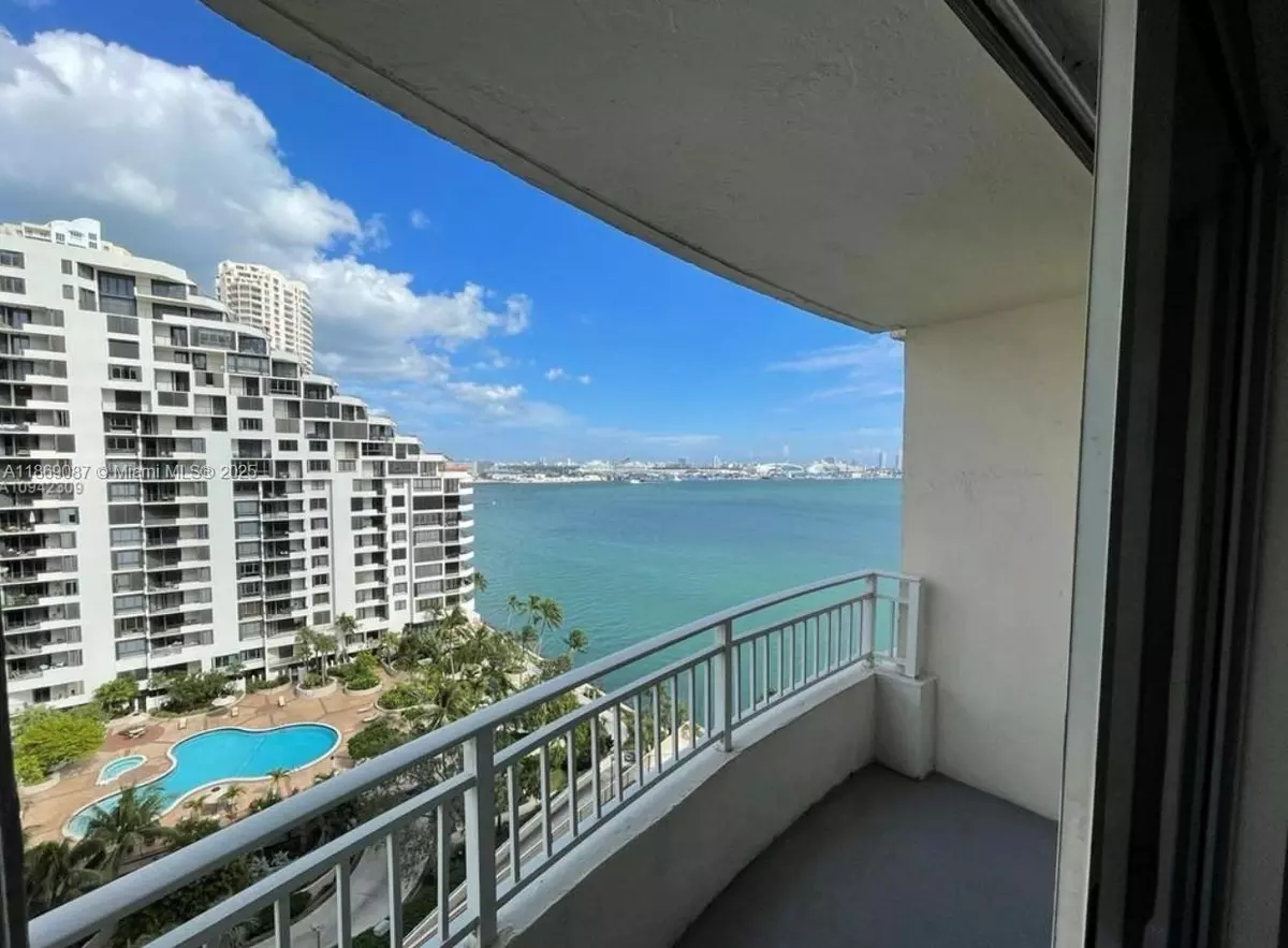 Miami, FL 33131,770 Claughton Island Dr #1507