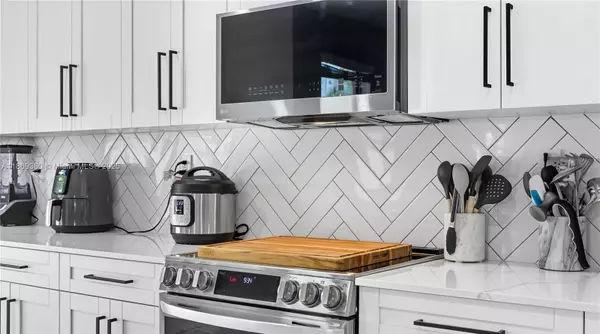 Miami, FL 33187,15305 SW 173rd St