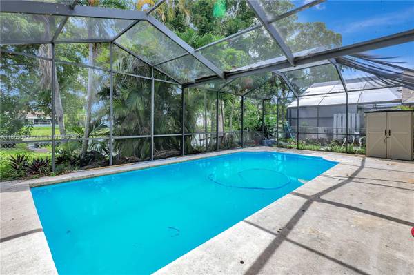 9330 NW 53rd Ct, Sunrise, FL 33351
