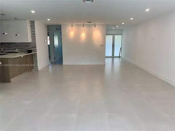 Miami, FL 33143,8230 SW 81st Ct #0