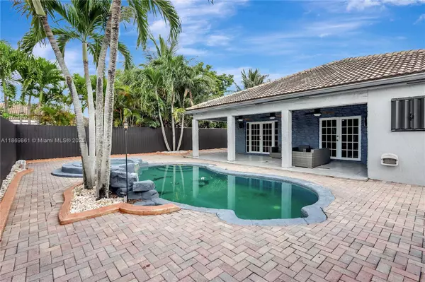 13272 SW 251st Ln, Homestead, FL 33032