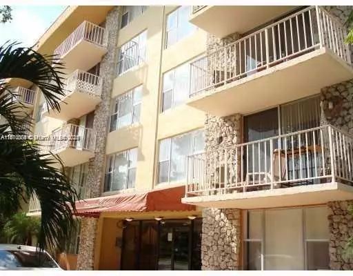 North Miami, FL 33181,1805 Sans Souci Blvd #508
